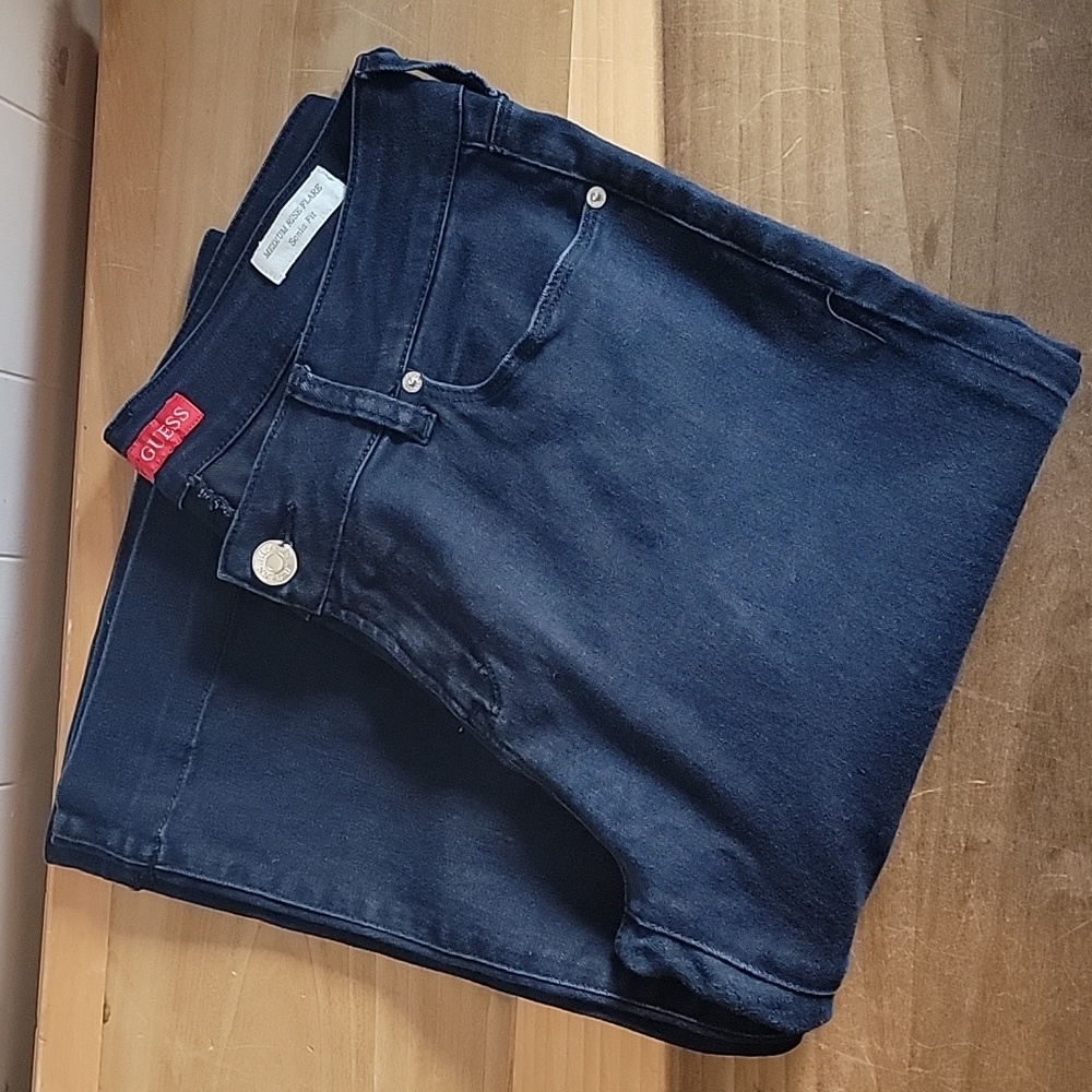 Guess Medium Rise Flare Stretch Jeans Sonia Fit Bell Bottoms Size 32